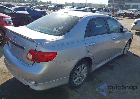 2010 Toyota Corolla S z USA, uszkodzony, nr VIN 2T1BU4EE7AC449417
